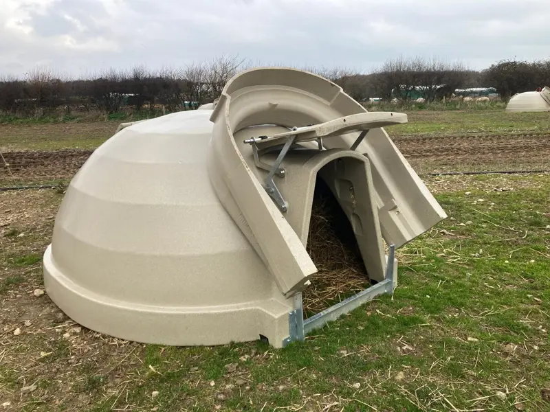 Aardvark XL with the new slide over door