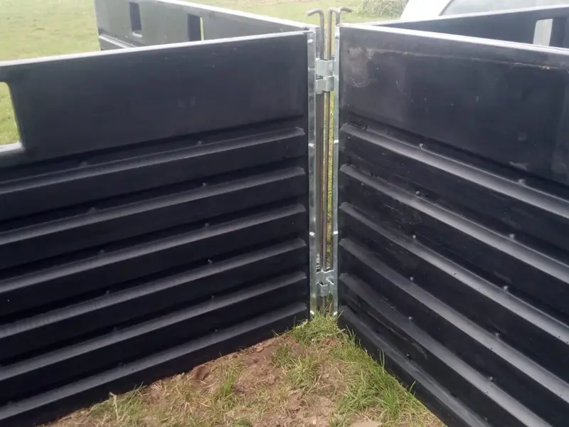 4 hurdles joined in a corner 